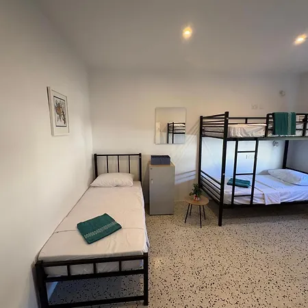 Hostel Windmill Saint Julian's