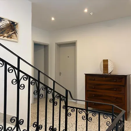 Windmill Hostel Saint Julian's