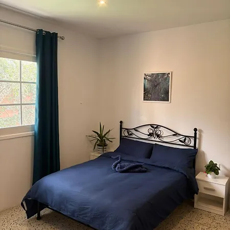 Hostel Windmill San Ġiljan