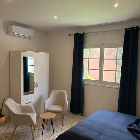 Hostel Windmill St. Julian's